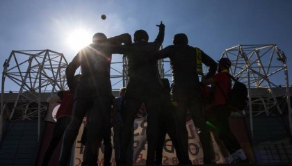 邮报：曼联球迷本周继续抗议，反对格雷泽将曼联带上灭亡之路