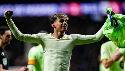 巴萨神勇逆转马竞 绝杀登顶西甲积分榜