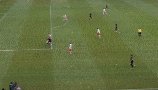 2-2，26岁日本球星闪耀欧洲：助德甲第5逼平德甲第3，连续7轮不败